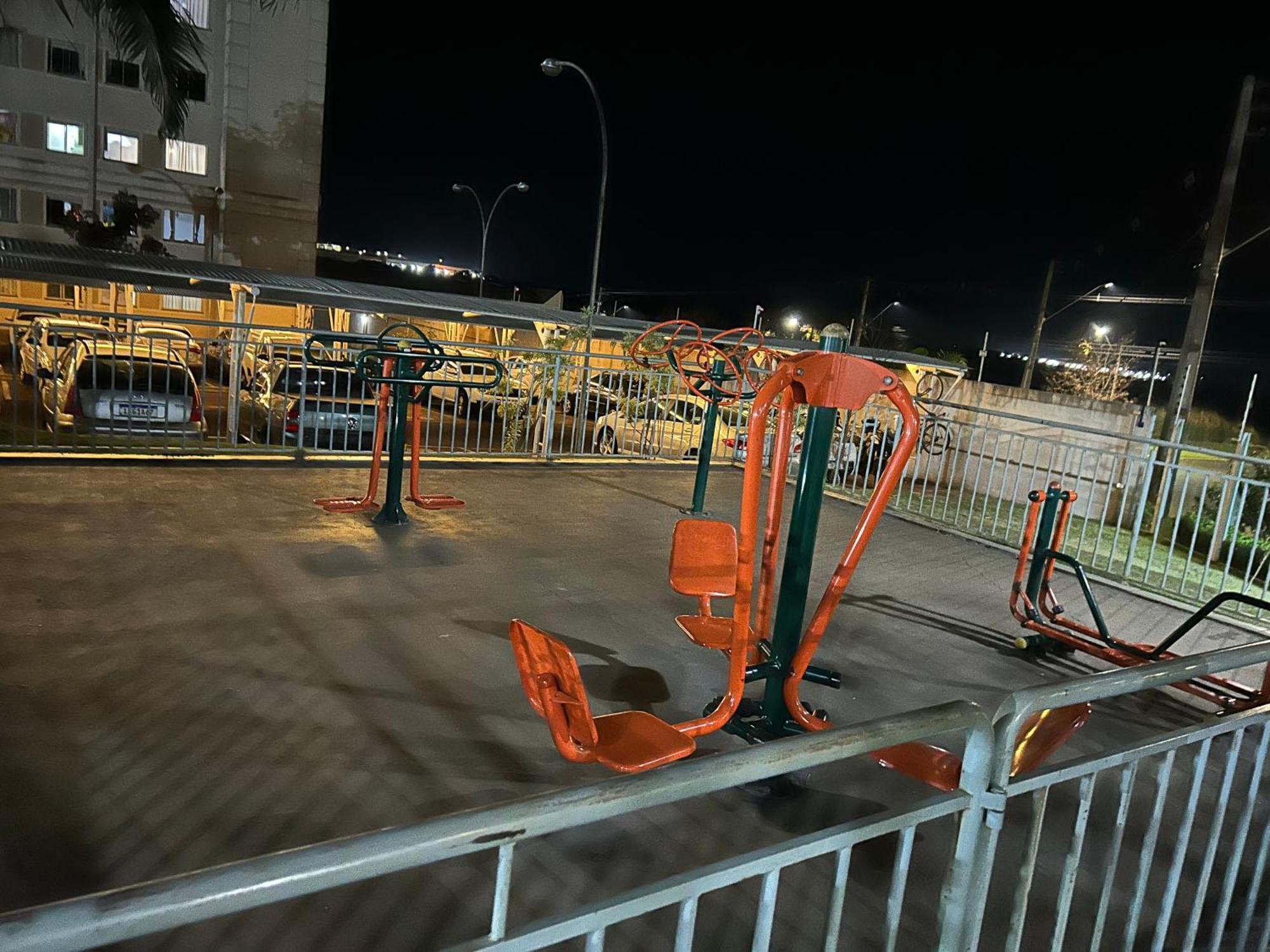 Ap Completo Vista Para Rua Arcond Wifi Piscina Londrina Kültér fotó